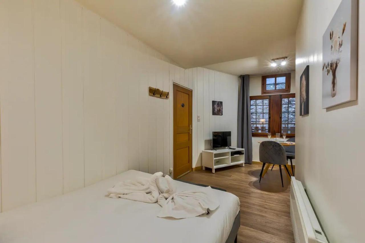 Au Coeur Du Vieil Annecy - Le Lys - Apartment Exterior photo